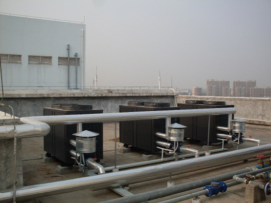 游泳池采用空氣能熱水工程—[中信森林湖泳池]